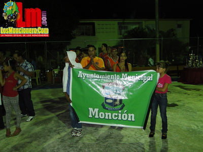 Inauguracion 6to Torneo Baloncesto Moncionero 2014 15-7-2014
Palabras clave: moncion;deportes;cerro Bar;vitico;losmoncionero.com;torneo baloncesto