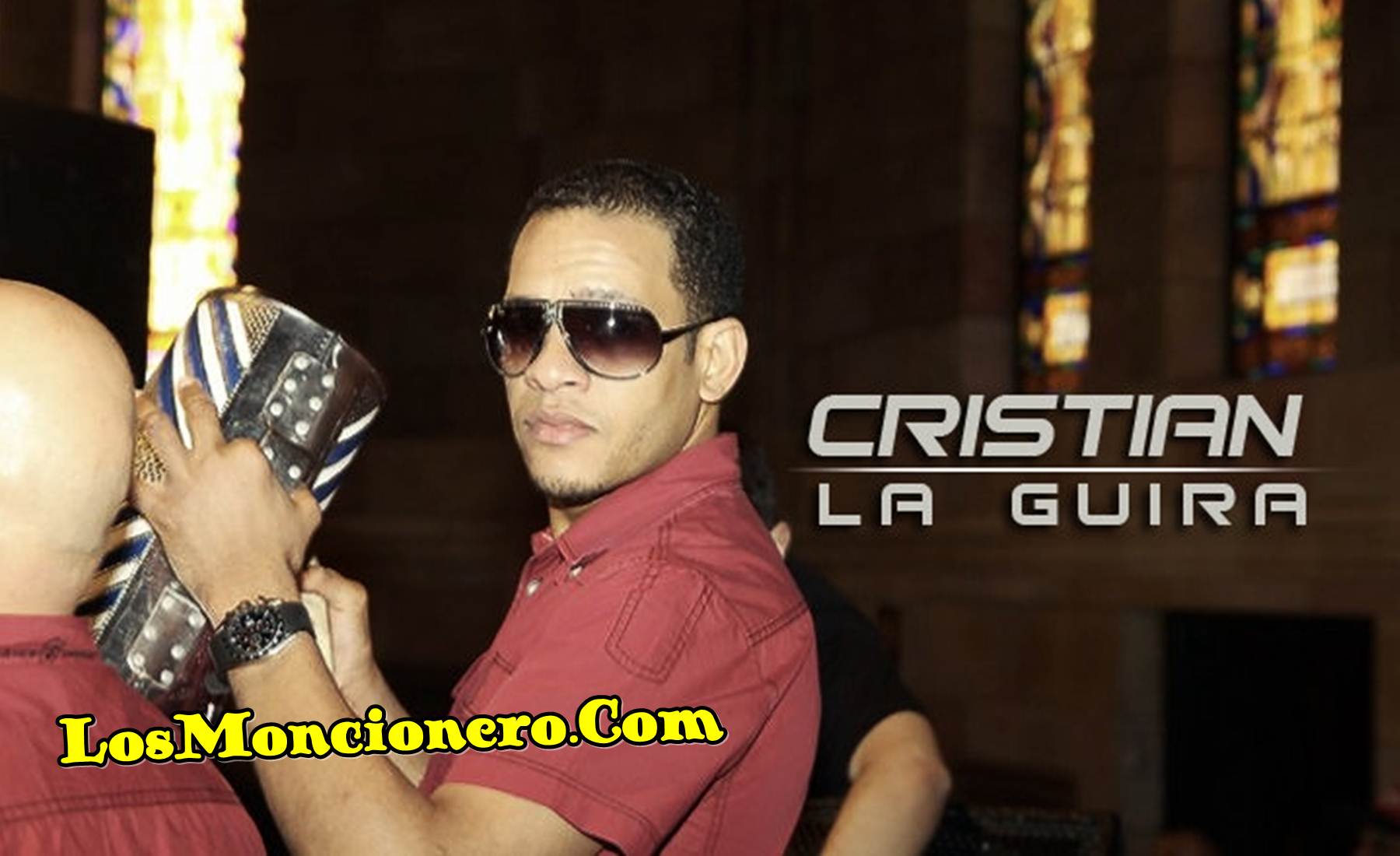 Losmoncioneros com banda real cantando cristian la guira el gran